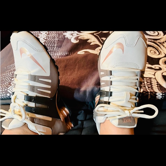 SOLD - Picture 7 of 8